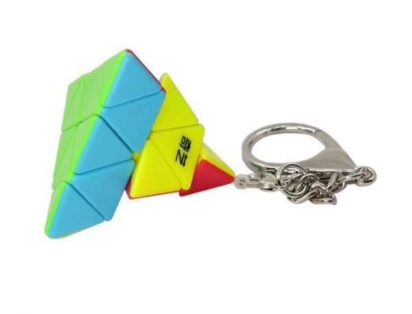 qiyi pyraminx keychain