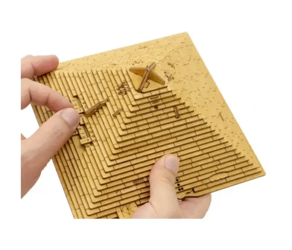Quest-Pyramid caja secreta